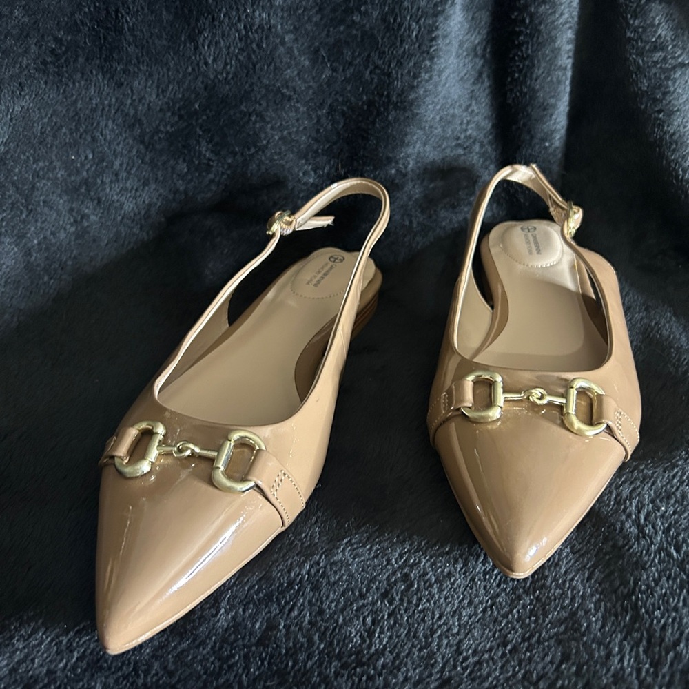 Giani Bernini Nude Patent Pointed Slingback Flats with Gold Bit